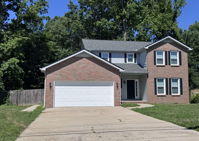 130 Shady Maple Dr, Clarksville, TN 37043