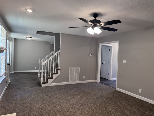 130 Shady Maple Dr, Clarksville, TN 37043