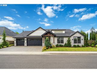 3911 Nw 114TH Way, Vancouver, WA 98685