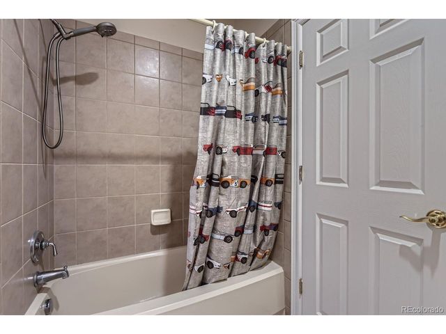 10456 Carriage Club Dr, Lone Tree, CO 80124