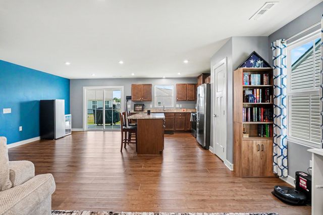 378 Carothers Way, White House, TN 37188