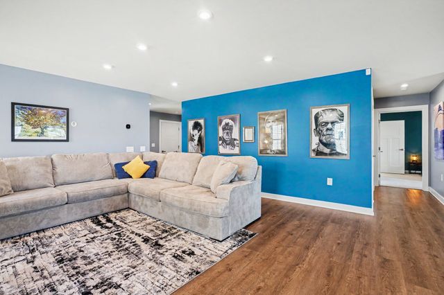 378 Carothers Way, White House, TN 37188