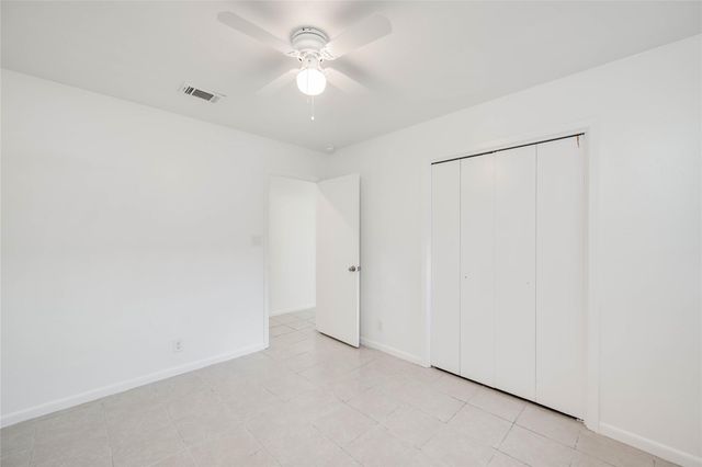 3304 Dolphin CV A, Austin, TX 78704