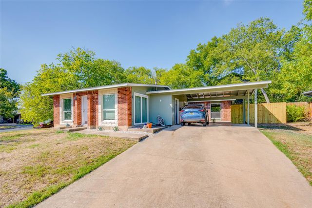 3304 Dolphin CV A, Austin, TX 78704