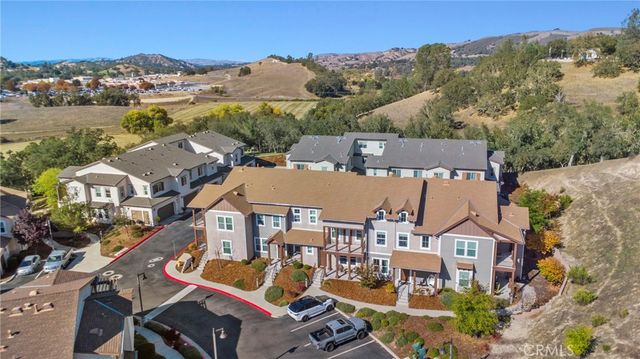 9388 Cielo Azul Court, Atascadero, CA 93422