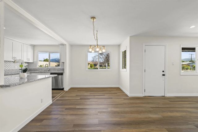 695 S Santa Fe South, Hemet, CA 92543