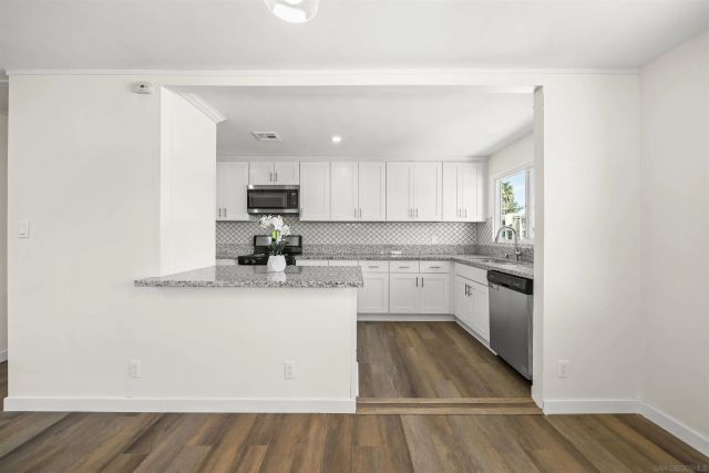 695 S Santa Fe South, Hemet, CA 92543