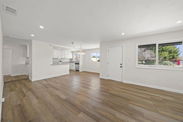 695 S Santa Fe South, Hemet, CA 92543