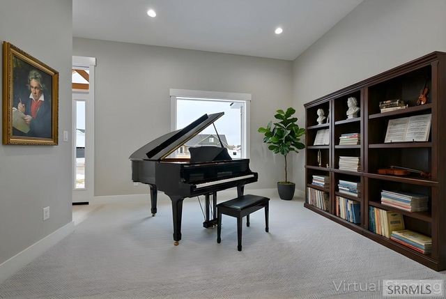 4378 Highland Springs Cir, Ammon, ID 83406