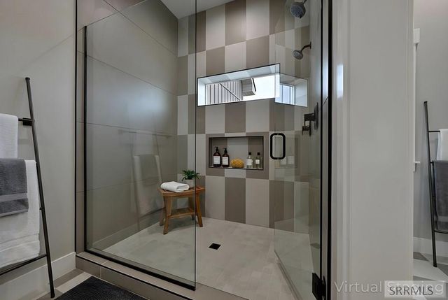 4378 Highland Springs Cir, Ammon, ID 83406