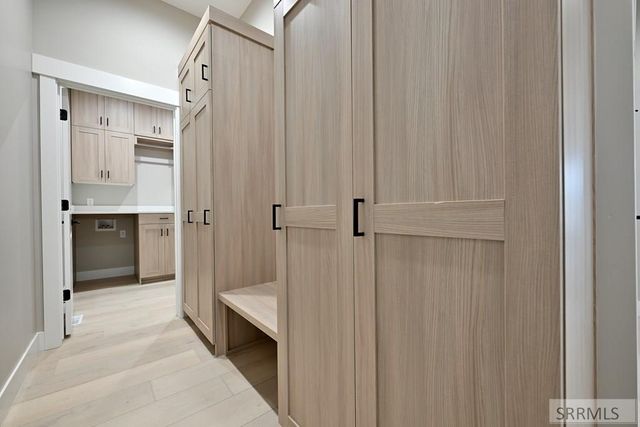 4378 Highland Springs Cir, Ammon, ID 83406