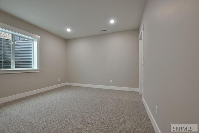 4378 Highland Springs Cir, Ammon, ID 83406