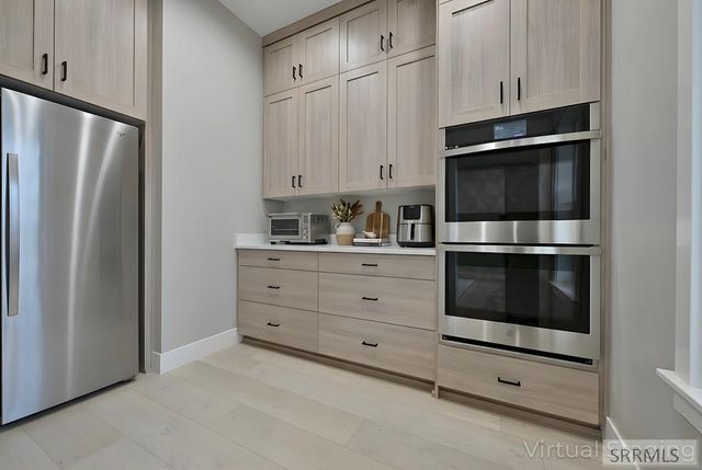 4378 Highland Springs Cir, Ammon, ID 83406