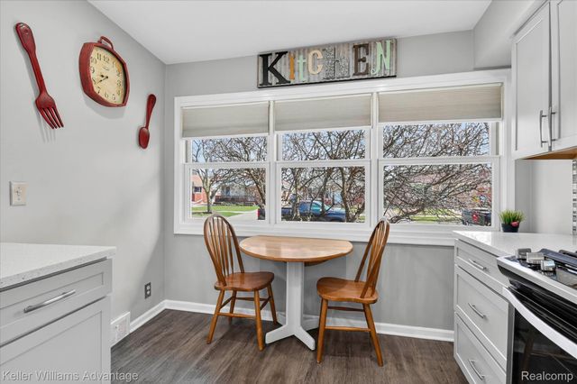 4000 Tulane Street, Dearborn Heights, MI 48125