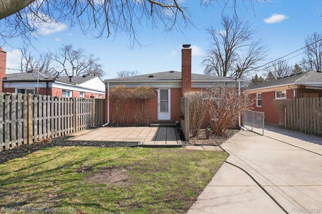 4000 Tulane Street, Dearborn Heights, MI 48125