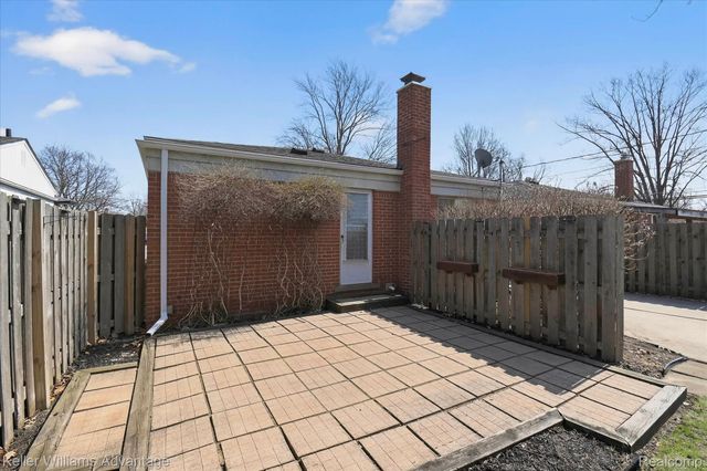 4000 Tulane Street, Dearborn Heights, MI 48125