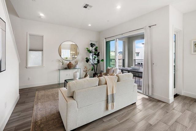 130 Harvest Street, Daly City, CA 94014