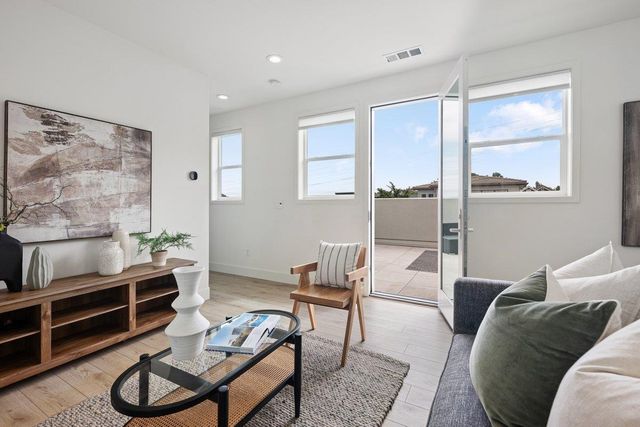 130 Harvest Street, Daly City, CA 94014