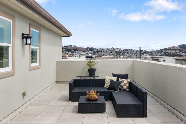 130 Harvest Street, Daly City, CA 94014