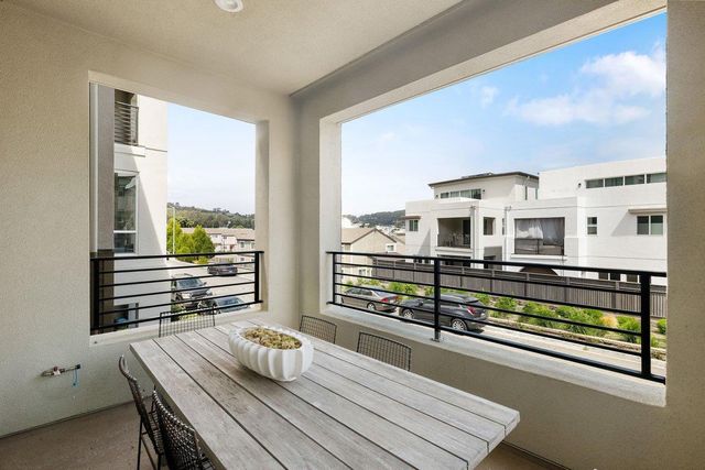 130 Harvest Street, Daly City, CA 94014
