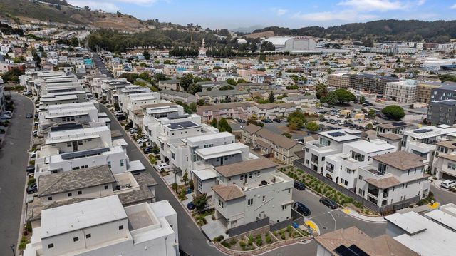 130 Harvest Street, Daly City, CA 94014