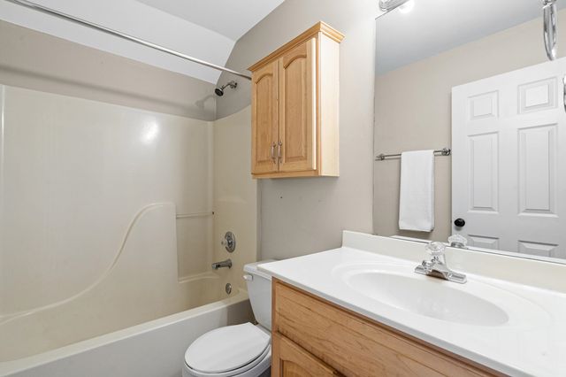 10471 ASHBORO DR, Collierville, TN 38017