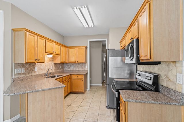 10471 ASHBORO DR, Collierville, TN 38017