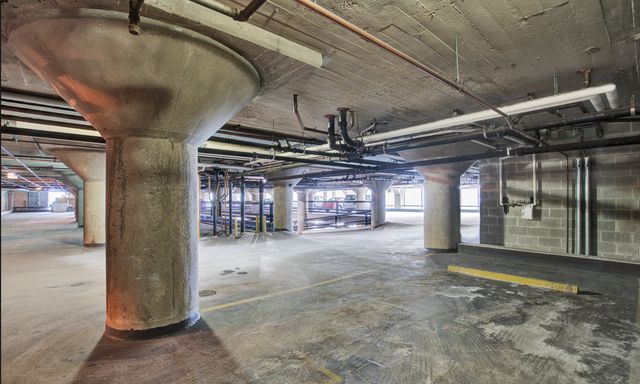 320 E 21ST Street 606, Chicago, IL 60616