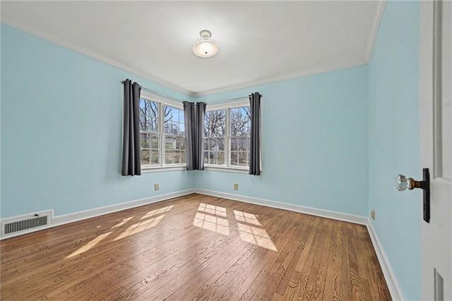 5551 Hadley Street, Mission, KS 66202