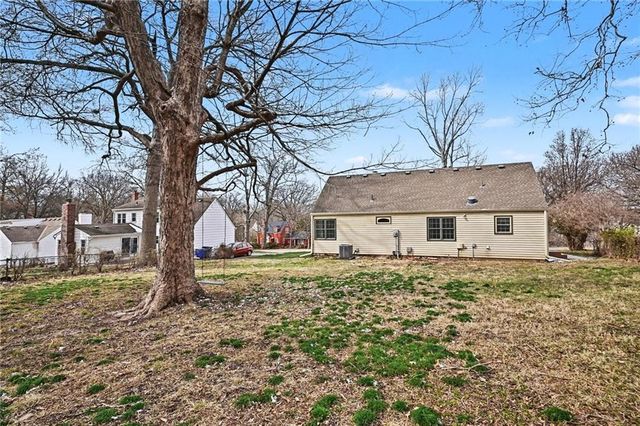 5551 Hadley Street, Mission, KS 66202