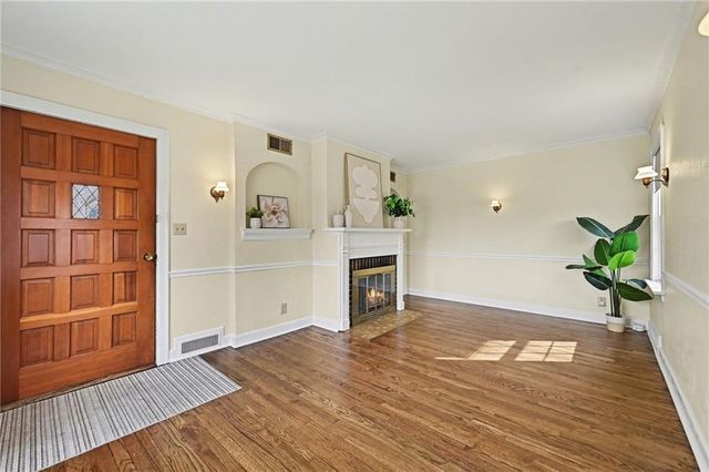 5551 Hadley Street, Mission, KS 66202