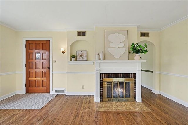 5551 Hadley Street, Mission, KS 66202