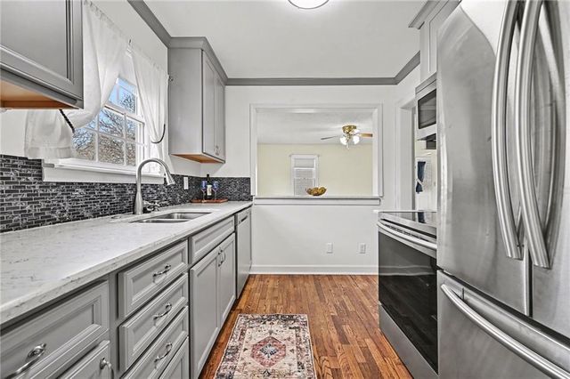 5551 Hadley Street, Mission, KS 66202