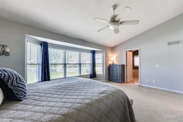128 Coppersmith Court, St Charles, MO 63301