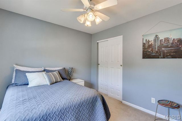 128 Coppersmith Court, St Charles, MO 63301