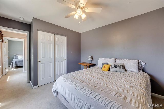 128 Coppersmith Court, St Charles, MO 63301