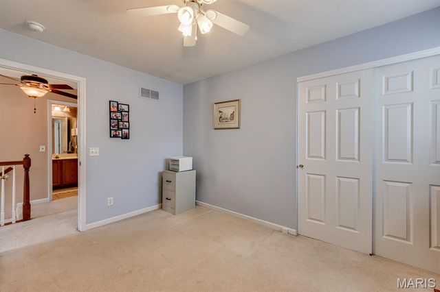 128 Coppersmith Court, St Charles, MO 63301