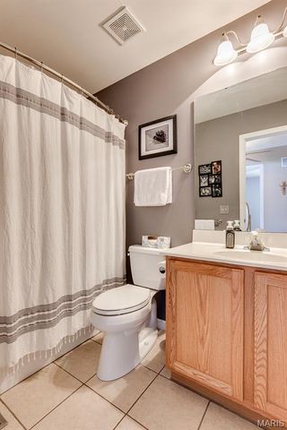 128 Coppersmith Court, St Charles, MO 63301