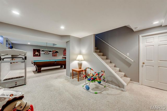 128 Coppersmith Court, St Charles, MO 63301