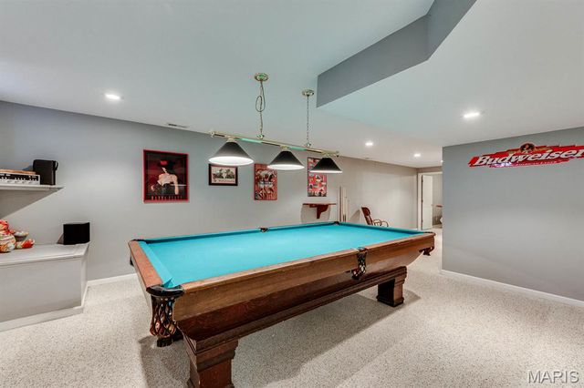 128 Coppersmith Court, St Charles, MO 63301