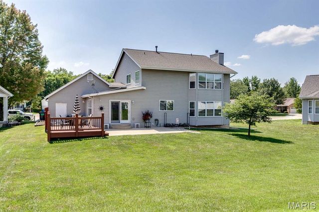 128 Coppersmith Court, St Charles, MO 63301