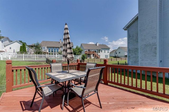 128 Coppersmith Court, St Charles, MO 63301