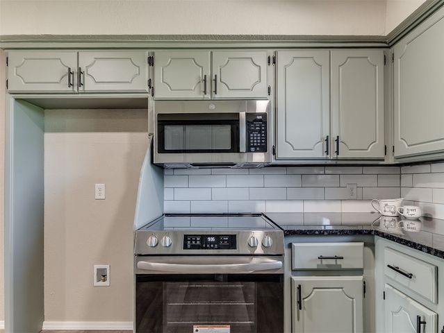 2187 County Road 1268, Blanchard, OK 73010