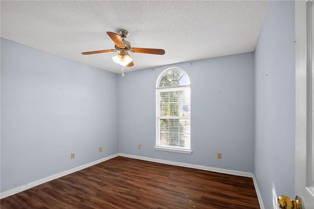3532 Oak Leaf Court, Rex, GA 30273