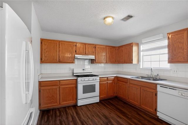 3532 Oak Leaf Court, Rex, GA 30273