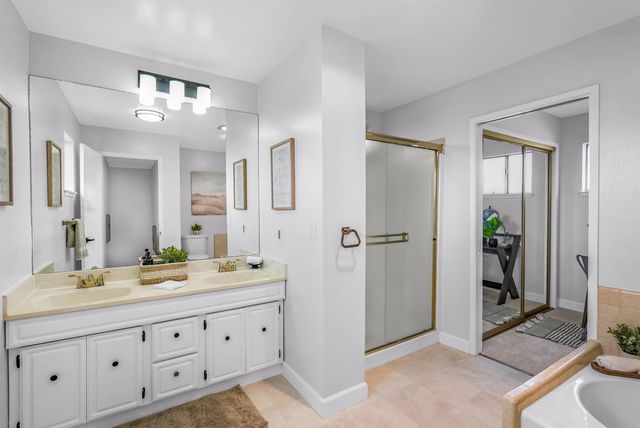 25889 Cascade St, Hayward, CA 94544