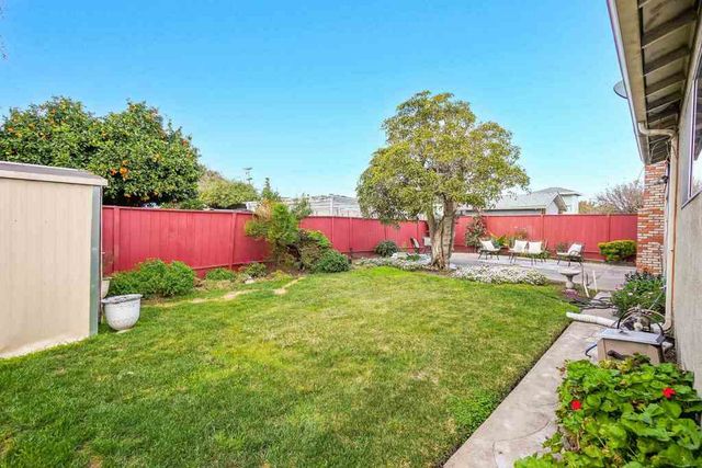 25889 Cascade St, Hayward, CA 94544