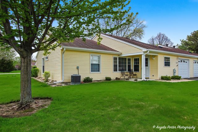 7201 Hastings Circle 332, Fox Lake, IL 60020