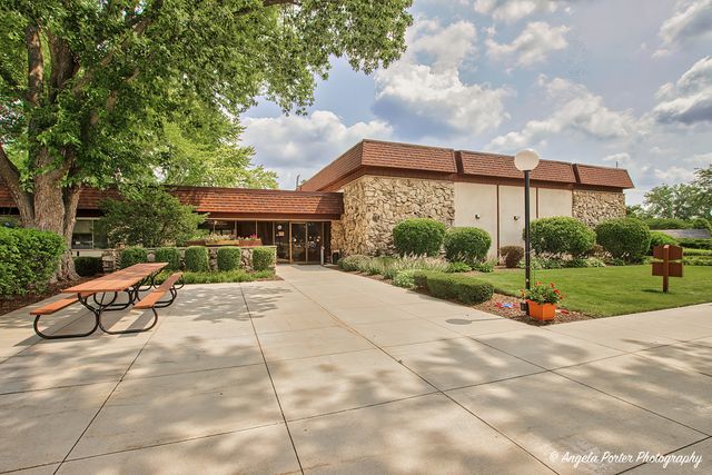 7201 Hastings Circle 332, Fox Lake, IL 60020