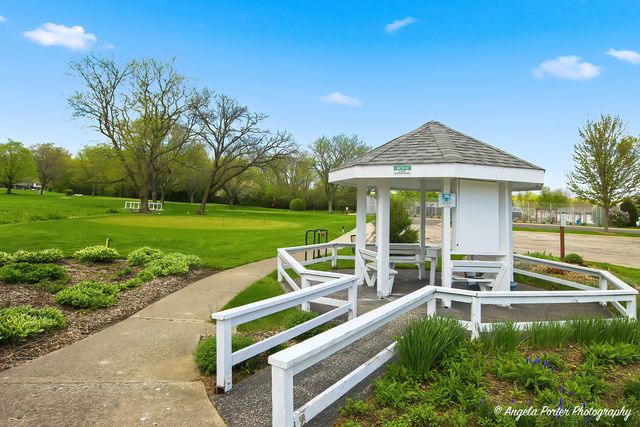 7201 Hastings Circle 332, Fox Lake, IL 60020